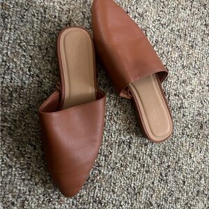 Old Navy Tan Leather Mules